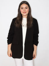 Blazer med rynket ærmer